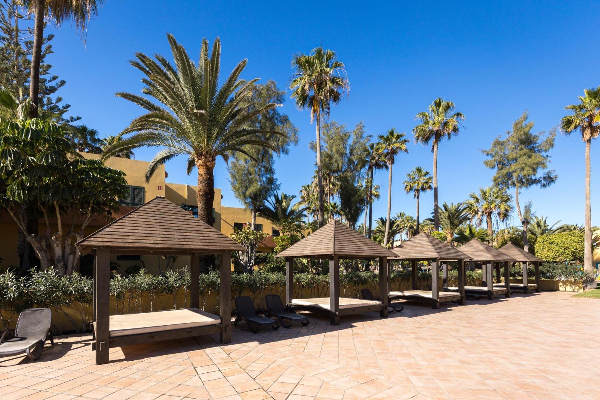 Home2Book Pool & Tennis Court Cozy Apt, Corralejo Luaran gambar