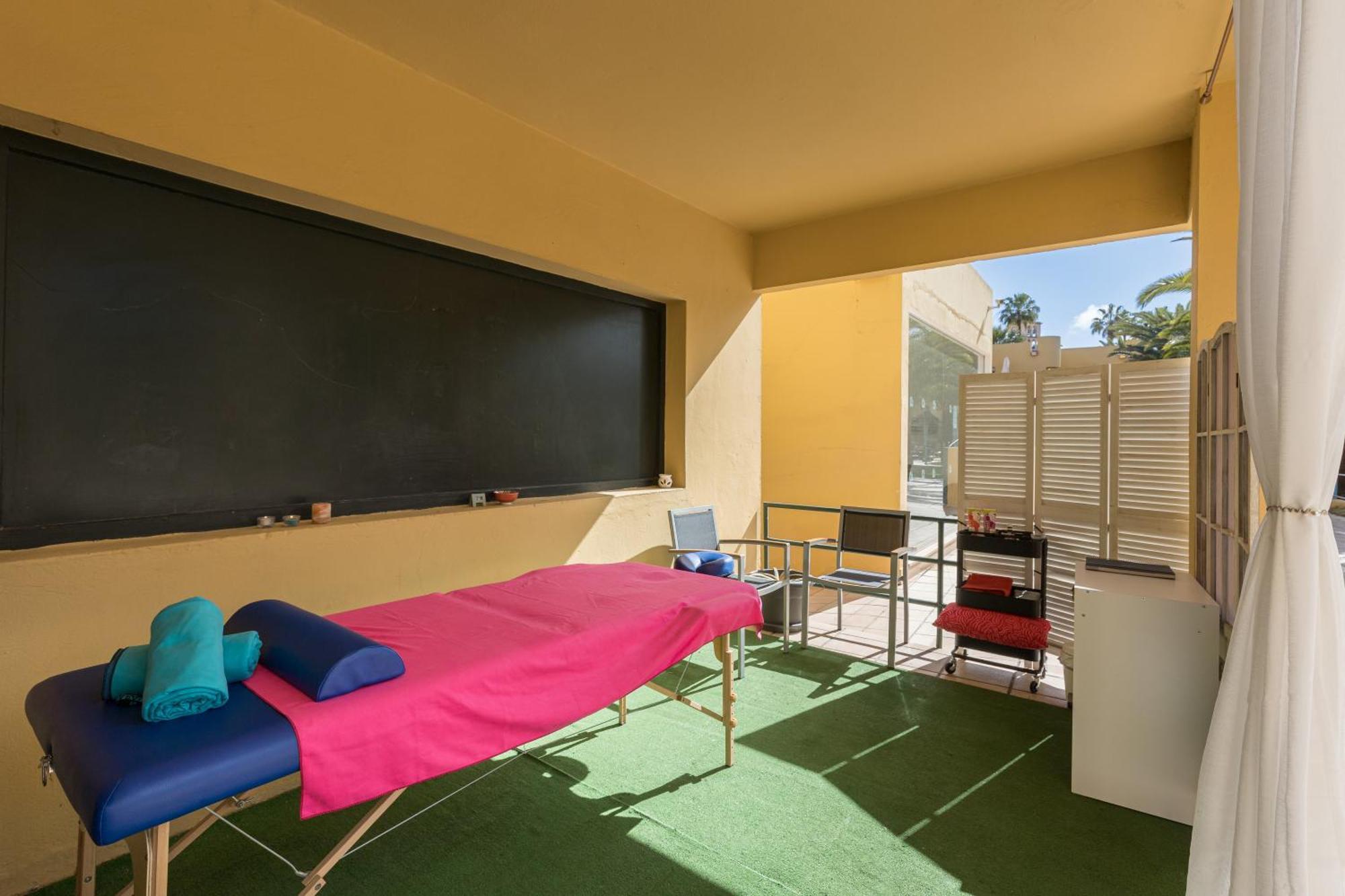 Home2Book Pool & Tennis Court Cozy Apt, Corralejo Luaran gambar