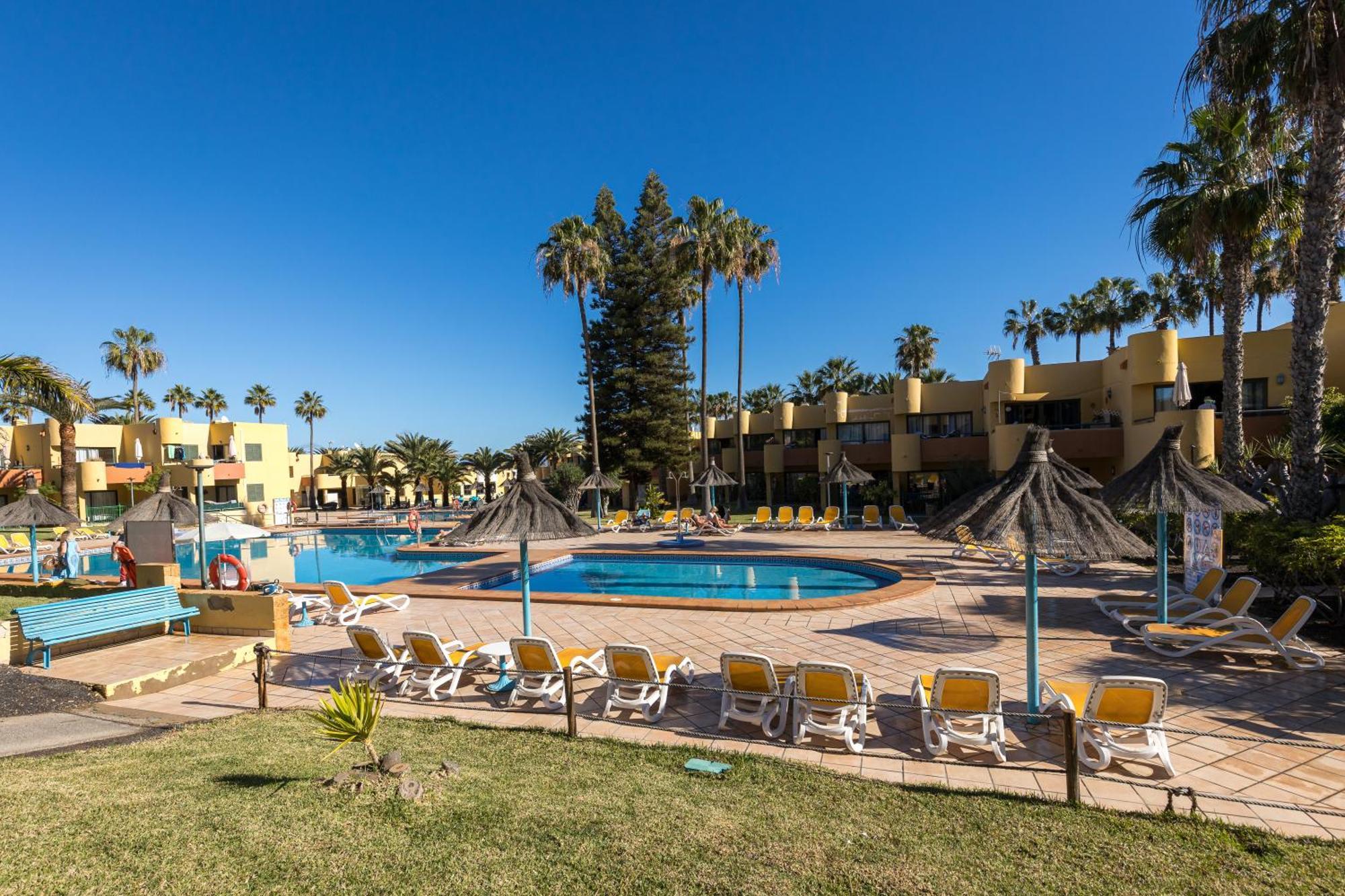 Home2Book Pool & Tennis Court Cozy Apt, Corralejo Luaran gambar