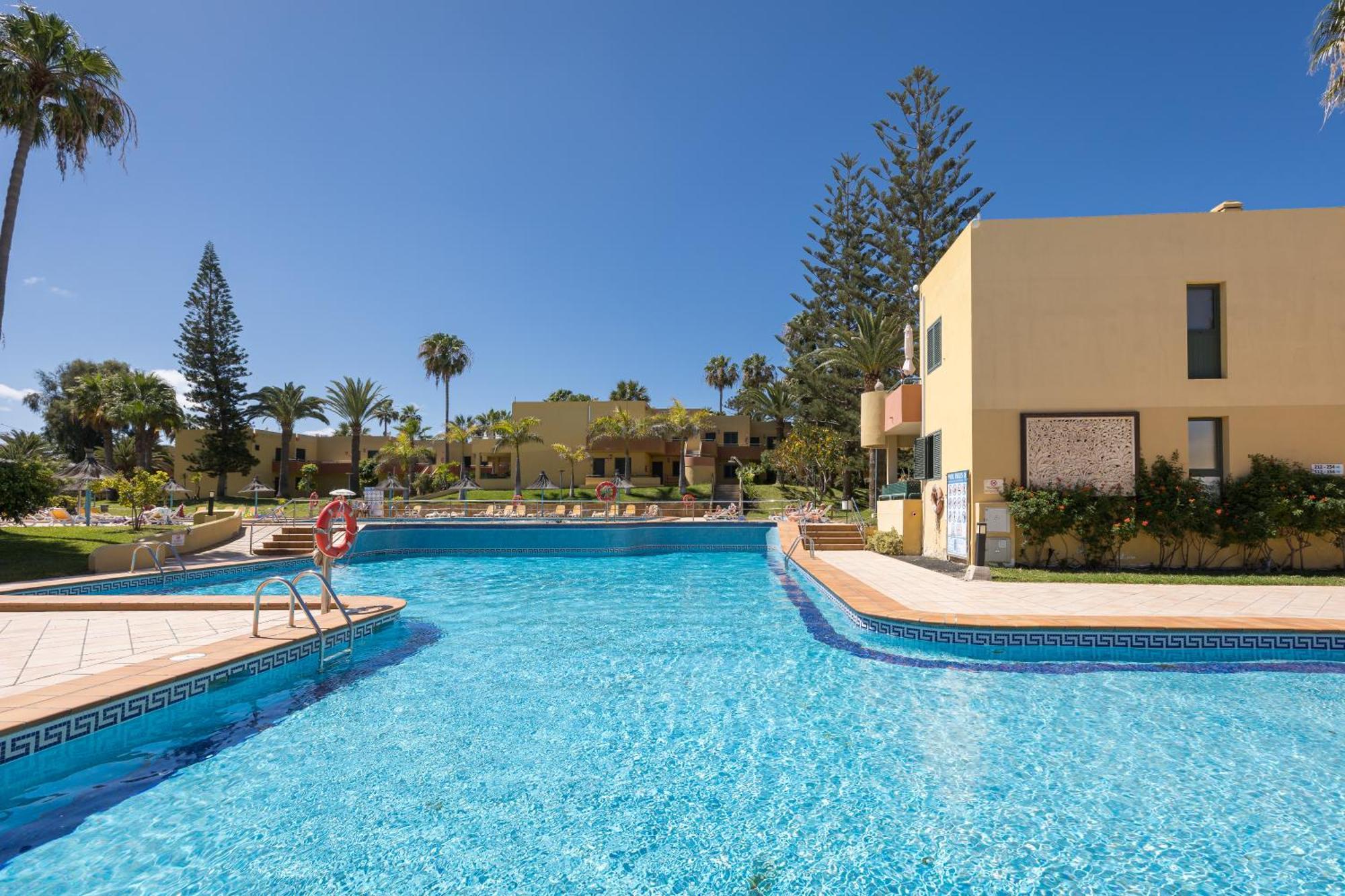 Home2Book Pool & Tennis Court Cozy Apt, Corralejo Luaran gambar