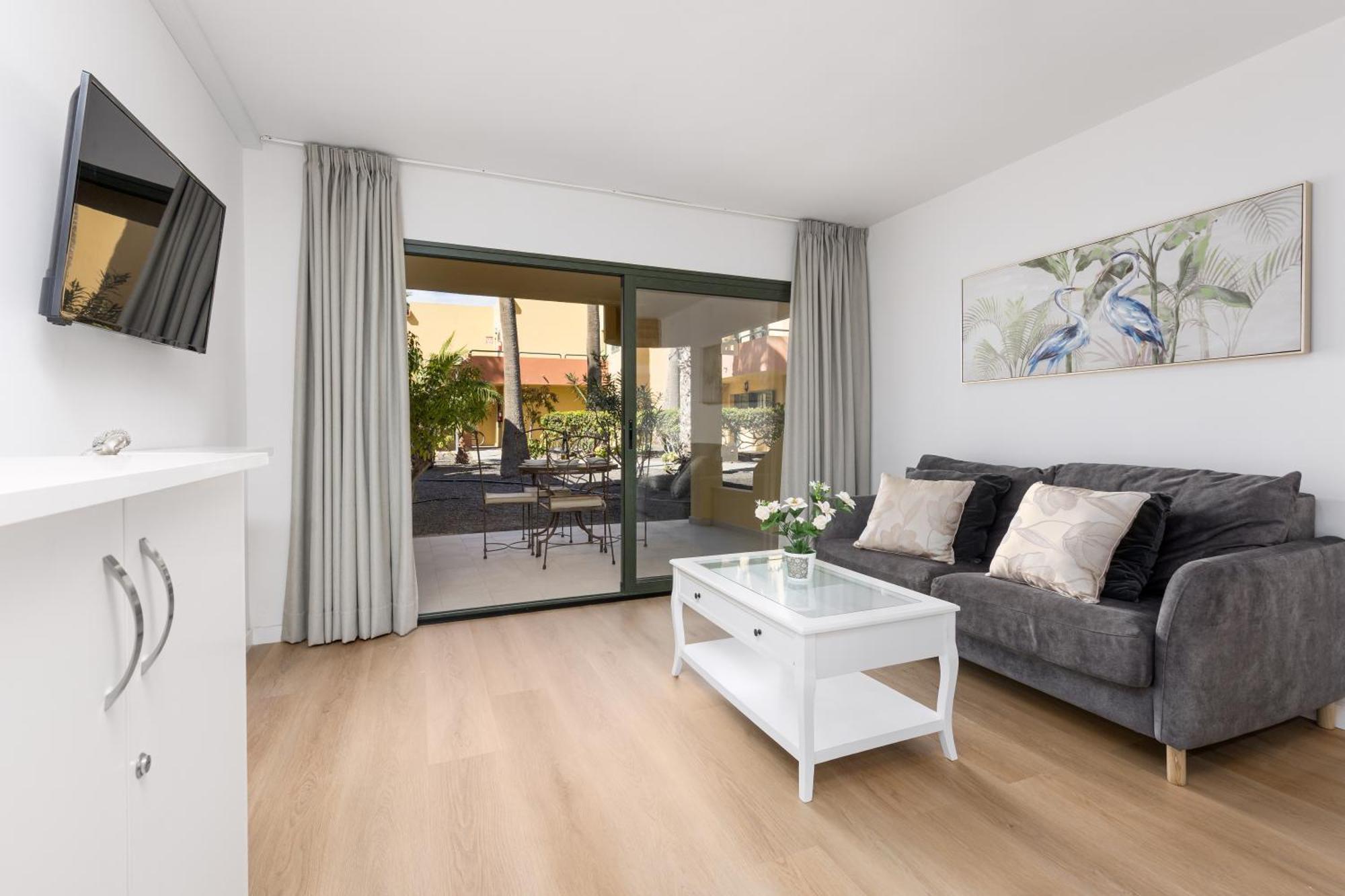 Home2Book Pool & Tennis Court Cozy Apt, Corralejo Luaran gambar